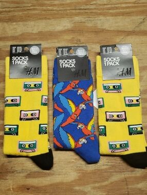 H&M Men’s Yellow Cassette & Blue Parrot Pattern Socks - Pack of 3 Dress Casual